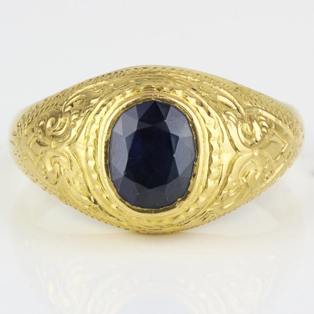 22K Yellow Gold Ornate Etched Oval Sapphire Anniversary / Cocktail Ring